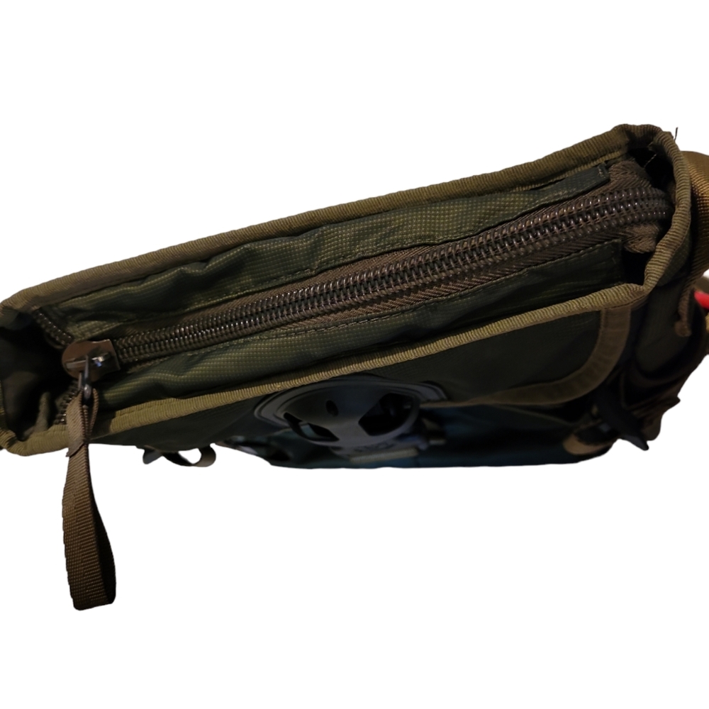 Volunteer Crossbody Messenger Bag - Picture 16 of 16